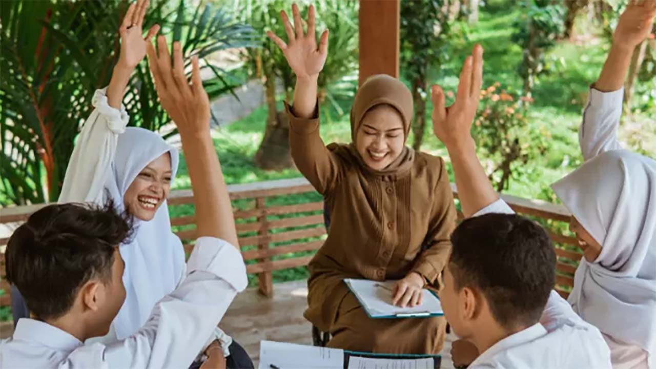 Bangun Hubungan Harmonis dengan Batasan dengan Siswa, Begini Tips yang Bisa Diterapkan 