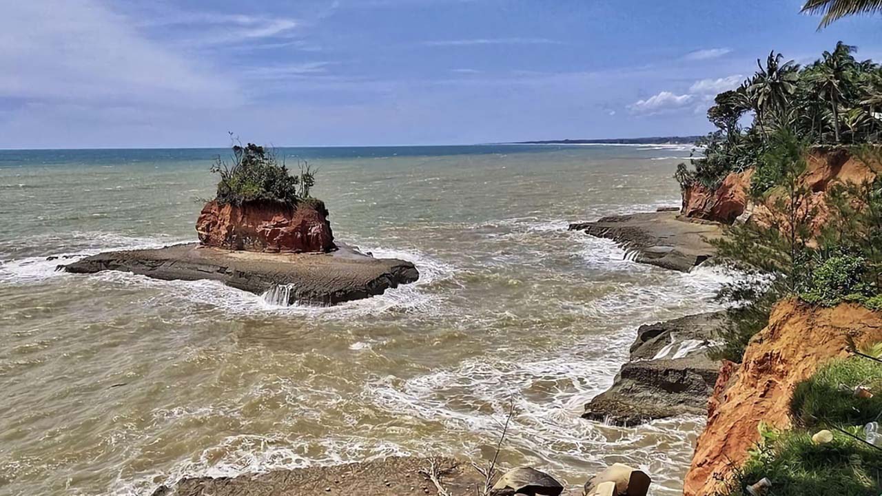 Bak di Bali, Inilah Pesona Alam Pantai Tapak Bali yang Tak Jauh dari Kota Bengkulu