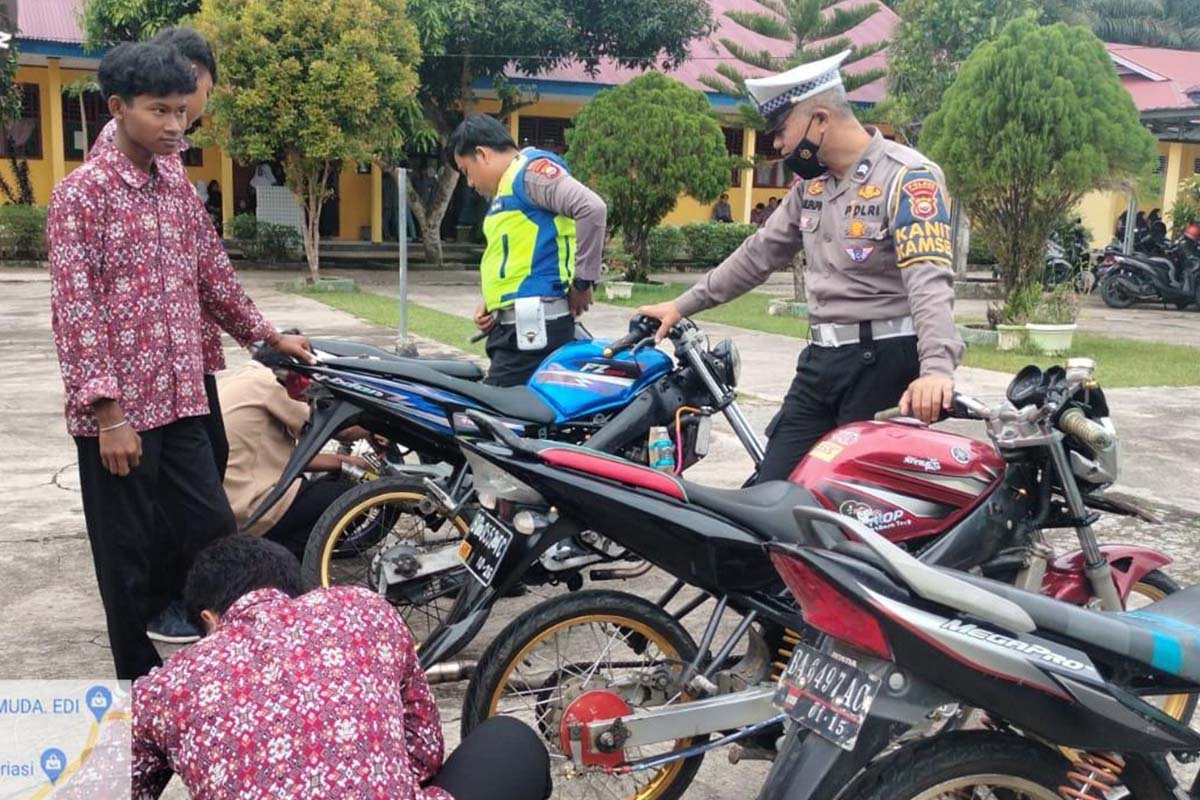 Masyarakat Minta Kenalpot Racing Diberantas, Polres Mukomuko Turun ke Sekolah 