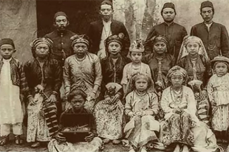 Separuh Penduduk Indonesia Suku Jawa, Ini 10 Suku Terbesar