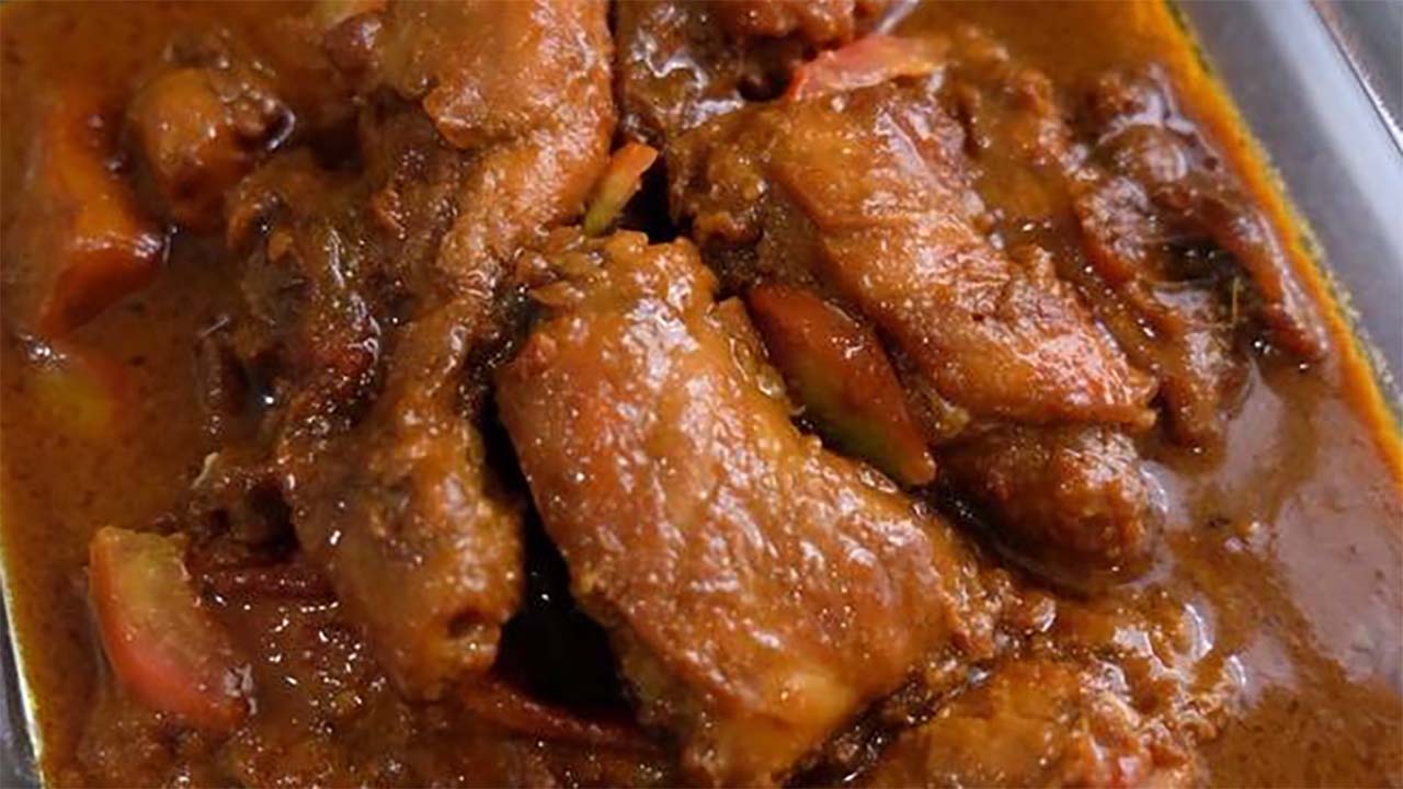 Resep Semur Ayam Kampung: Aroma Menggoda, Rasa Nikmat yang Menggugah Selera 