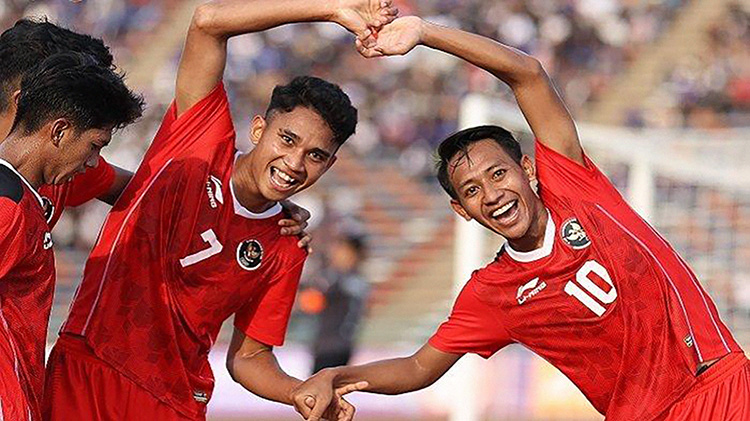 Dramatis, 10 Pemain Timnas Indonesia Taklukkan Vietnam 3 - 2