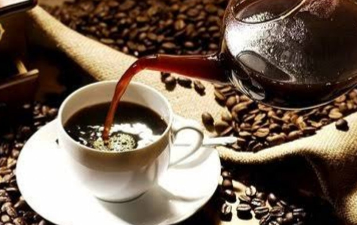 Baru Mencoba Minum Kopi? Inilah Tips Agar Aman Minum Kopi Bagi Pemula