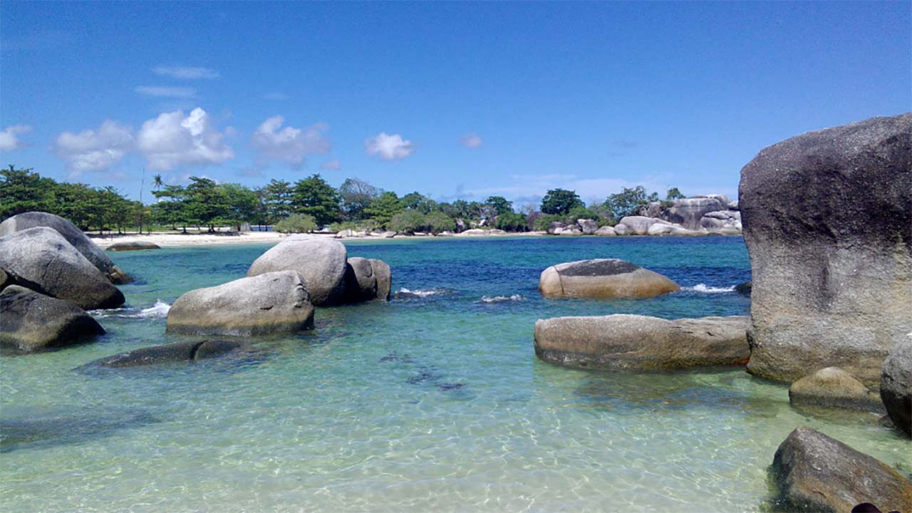 5 Pantai Terindah yang Ada di Pulau Sumatera, Ngga Kalah dengan Pantai Bali