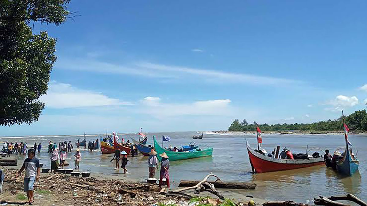 Tunggu Ayah Pulang dari Melaut, Gadis Mukomuko Ini Tertimpa Pohon, Begini Kondisinya