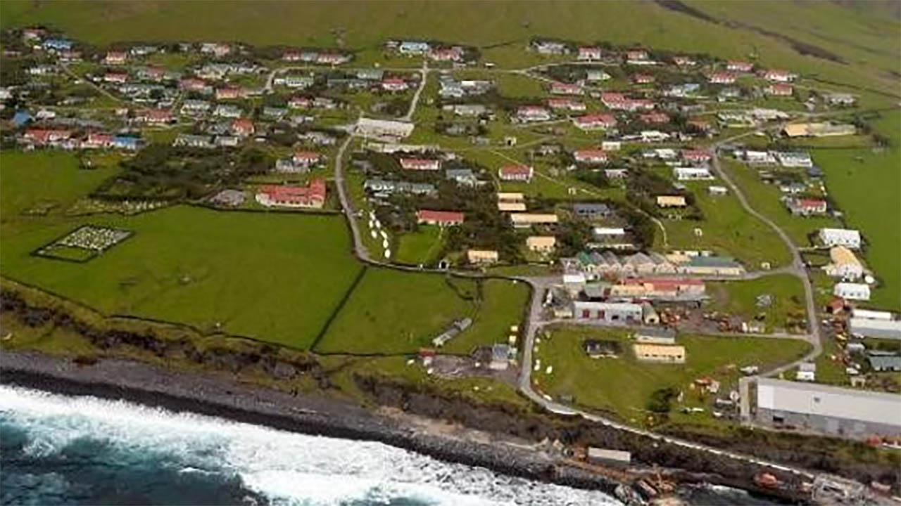 Fakta Menarik di Pulau Tristan de Cunha : Kehidupan di Pulau Terpencil dan Terasing