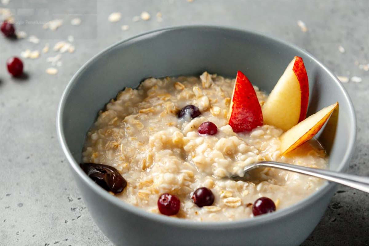 Bolehkah Mengonsumsi Oatmeal Setiap Hari? Ini Dampaknya Bagi Tubuh