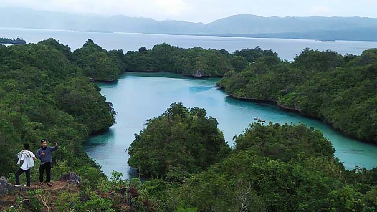 Inilah Wisata Danau Napabele yang Patut di Kunjungi, Keindahan Alam di Sulawesi Tenggara yang Tersembunyi