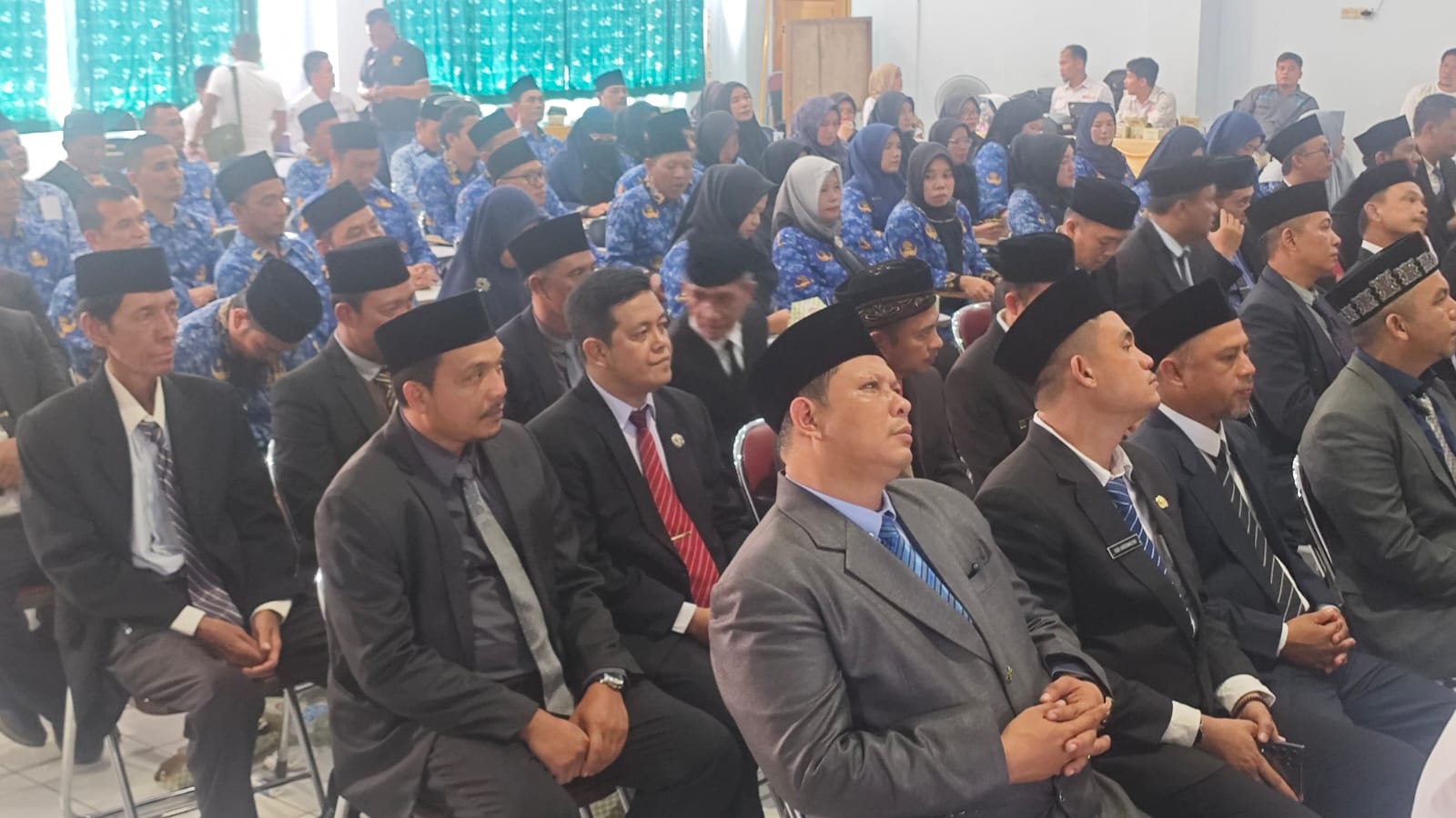 Expresi Wajah Para Pejabat Saat Mutasi, Termenung Hingga Senyum Sumringah