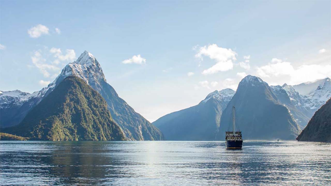 Keindahan Alam Milford Sound Fiordland yang Menakjubkan dan Memukau