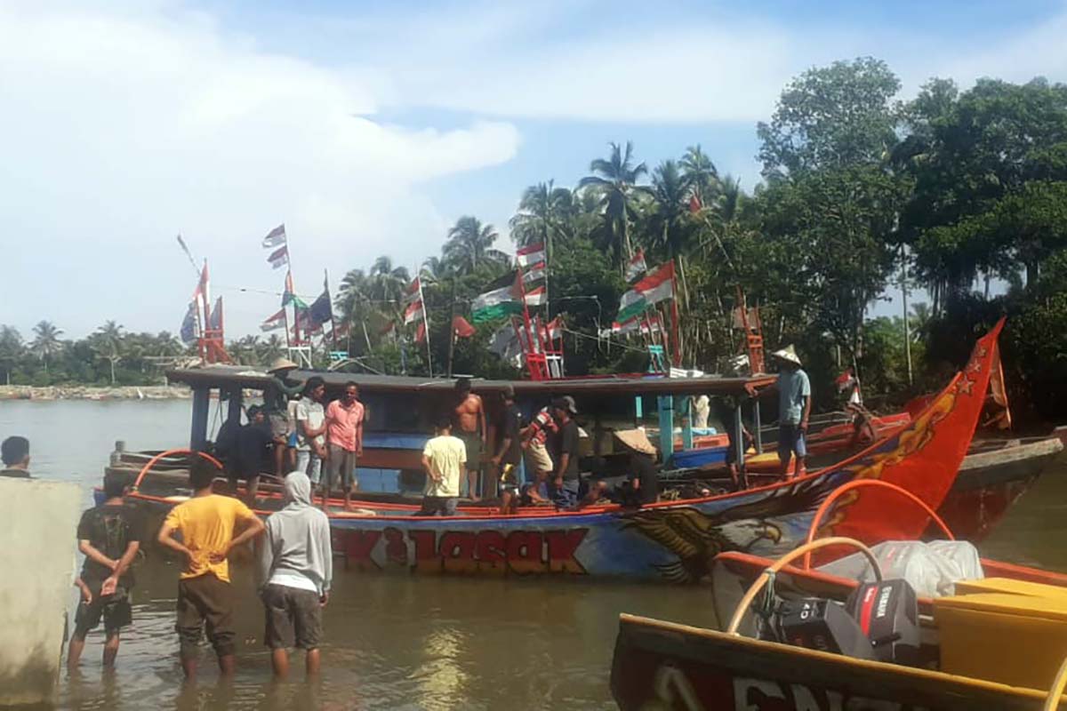 Nelayan Bantal - Mukomuko Berdamai, Pemilik Kapal Bersedia Bayar Denda Pelanggaran 