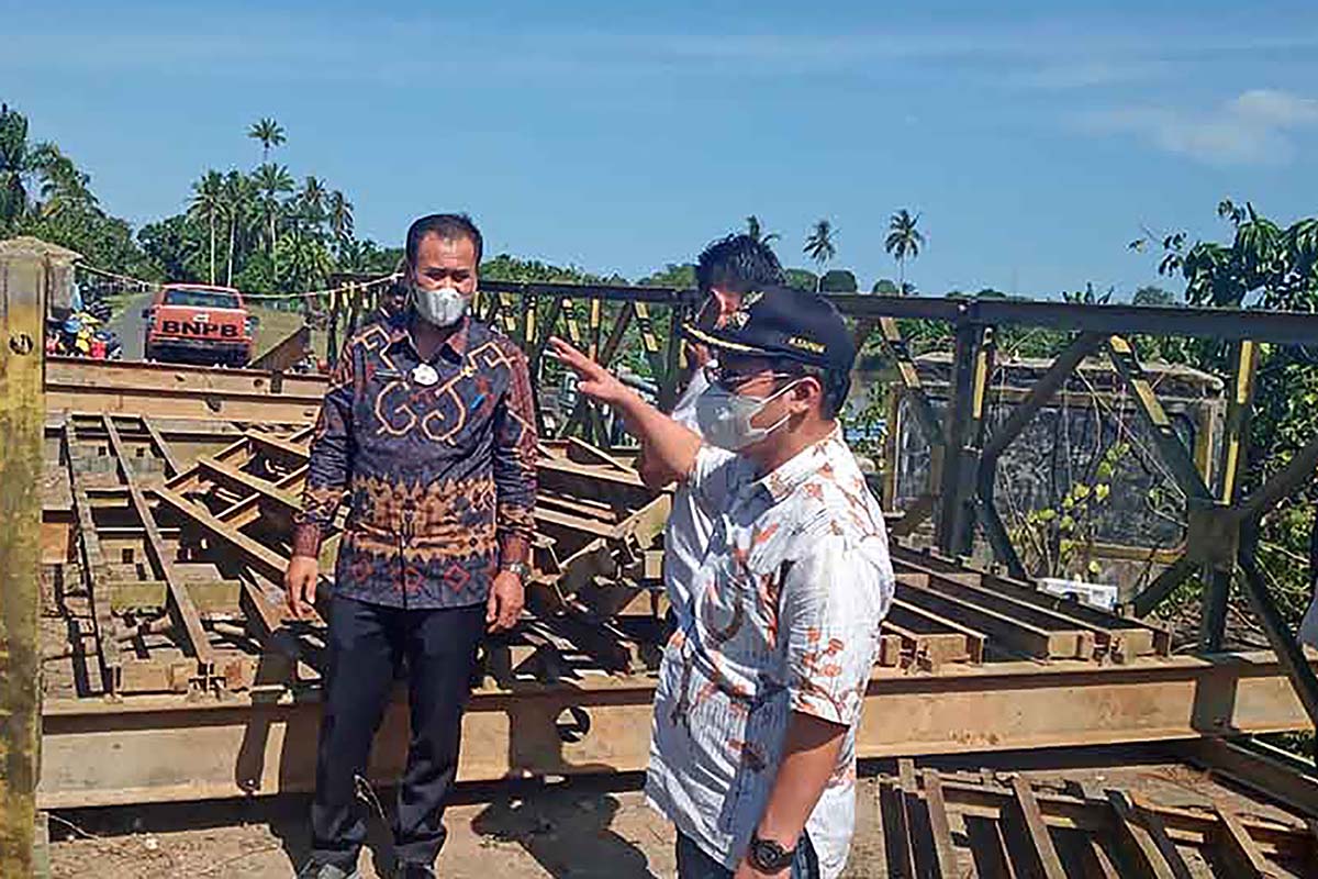 Perbaikan Jembatan Provinsi di Pondok Batu Dibantu PUPR, Warga: Bukan Sumbangan Anggota Dewan 