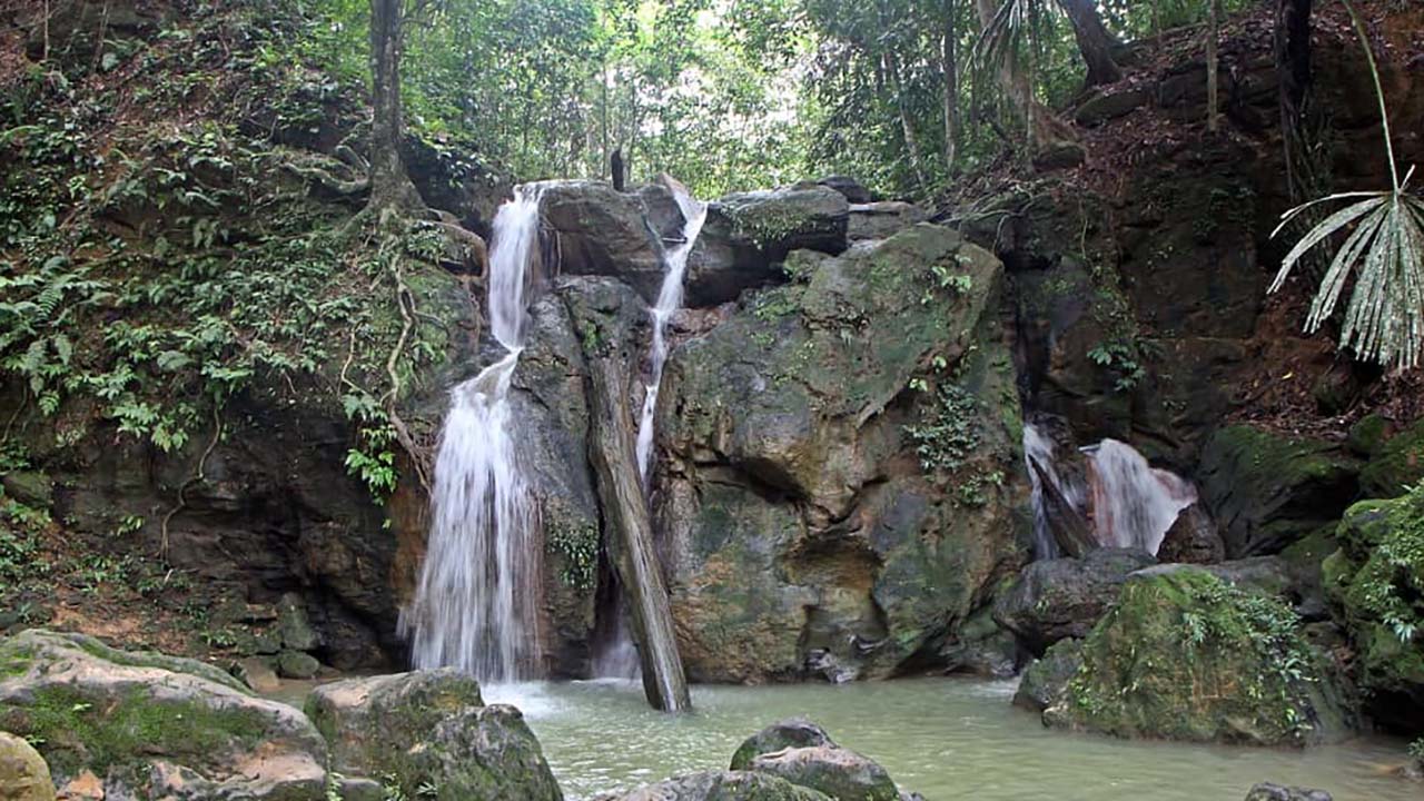 Air Terjun Bukit Biru, Pesona Alam dan Kesegaran Alami di Kalimantan Timur