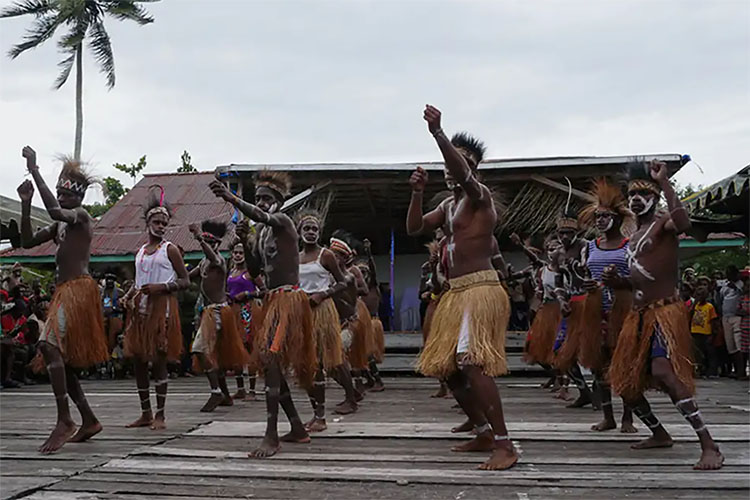 Jaga Hutan Papua Tetap Lestari, Suku Asmat Diceritakan Bisa Panggil Angin Topan Hingga Petir