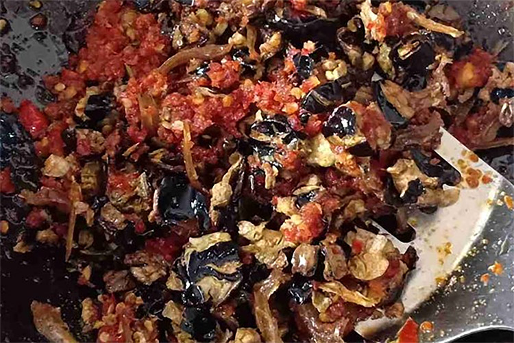 Masakan Sederhana Tapi Nagih, Begini Resep Sambal Kabau Teri Bikin Makan Makin Nikmat