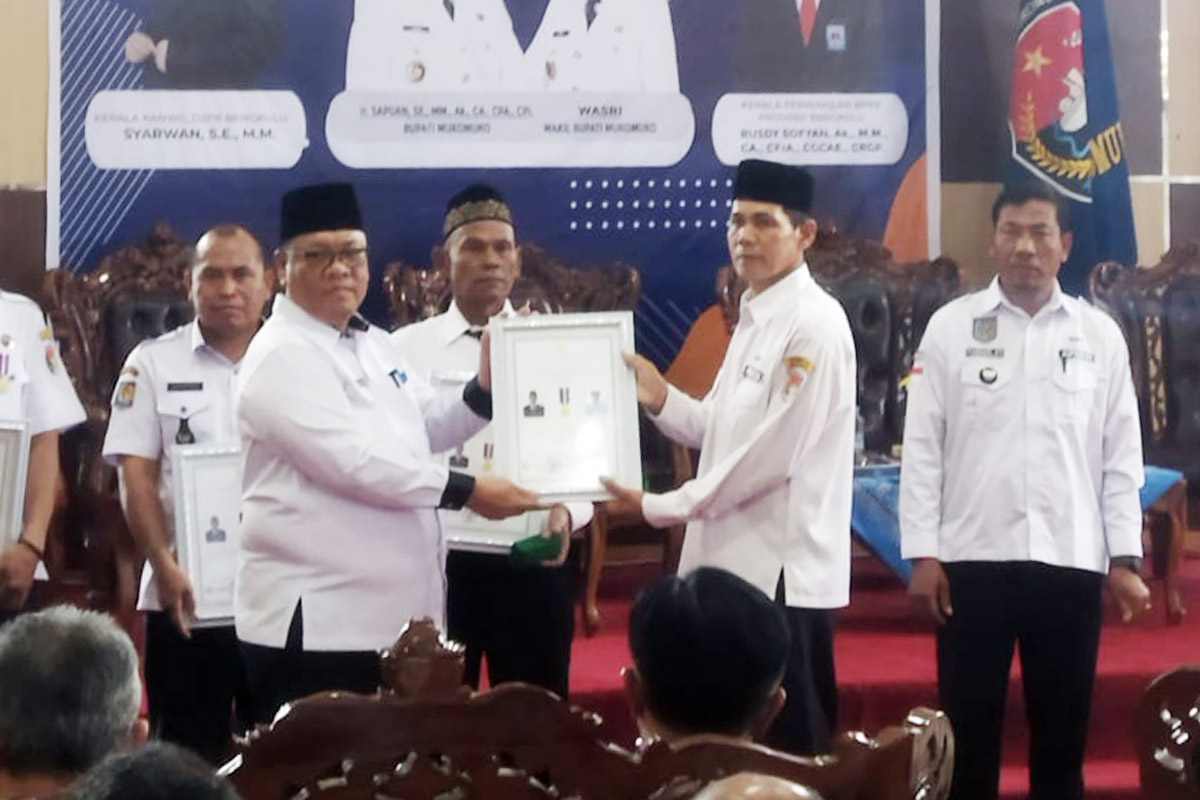Desa Penarik Raih Penghargaan dari Kementerian Desa PDTT 
