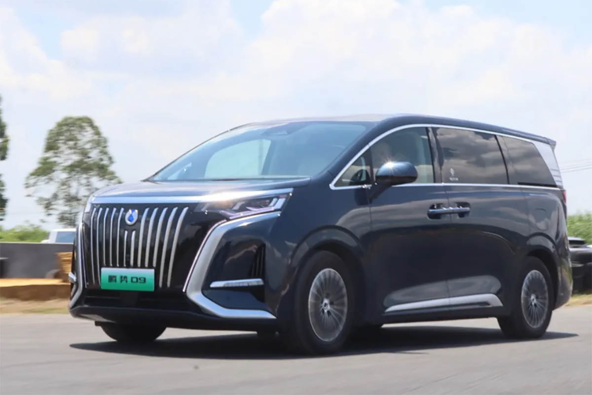 Penantang Baru Toyota Alphard Dari Cina,  Sudah Laku Ribuan Unit,  Akan Masuk Pasar Indonesia