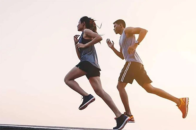 3 Tips Memulai Olahraga Lari Untuk Pemula Agar Tidak Mudah Lelah dan Stamina Tetap Terjaga