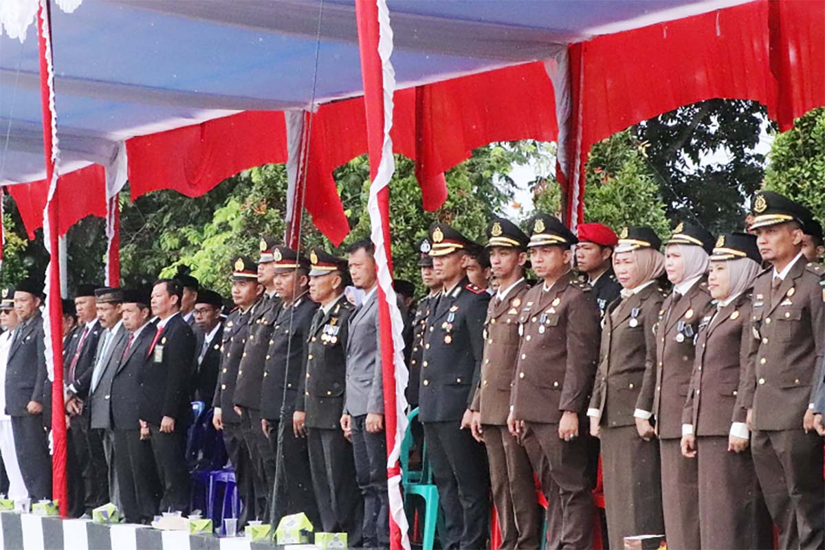 Pemilu Sukses, Bupati Beri Penghargaan Kepada 22 Pejabat Polres, Kodim 0428 dan Kejari