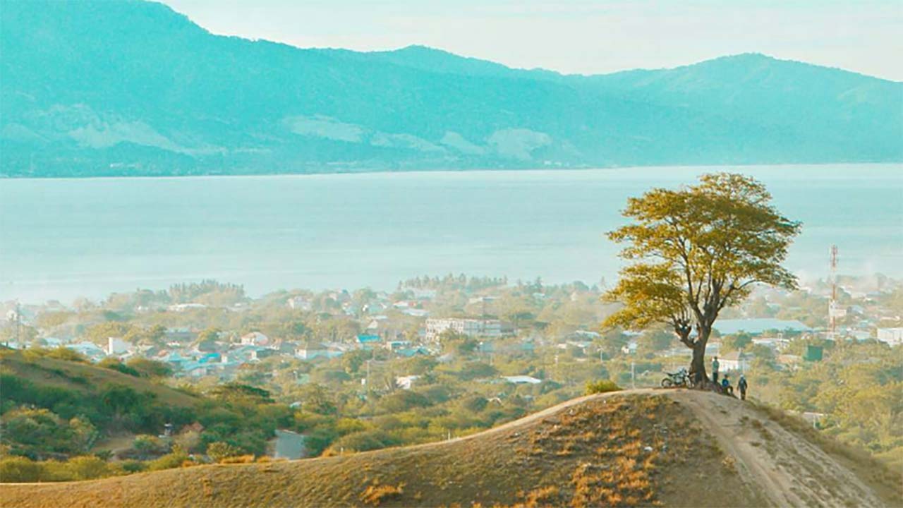 Nikmati Nuansa Alam Bebas di Bukit Perindu Palu yang Menakjubkan