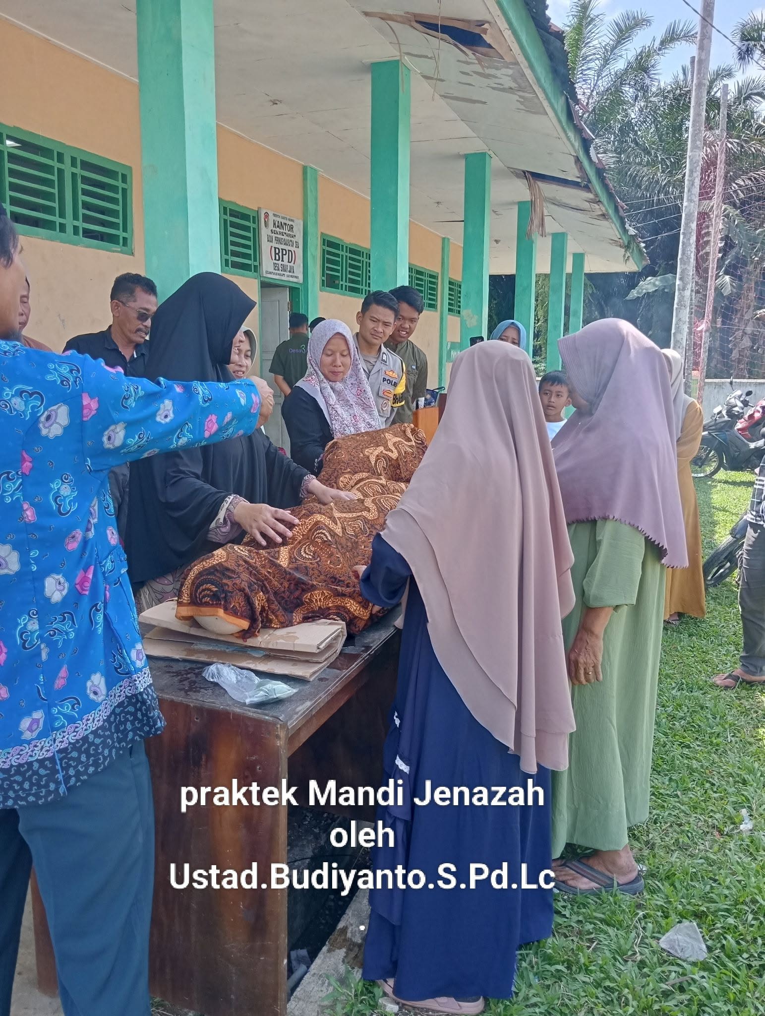 Lembaga Syara' Desa Sinar Jaya Gelar Pelatihan Mengurus Jenazah