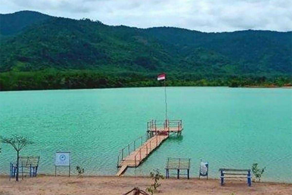 Menilik Keindahan Alam Danau Pading, Tawarkan Nuansa Alam yang Menyejukkan