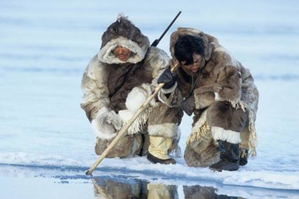 Canadian Inuit tribe reluctant to be called Eskimo tribe and survive North Pole cold