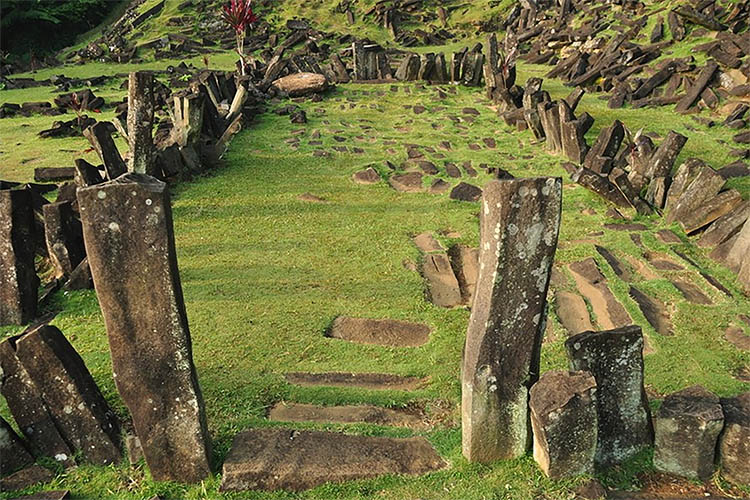 Menarik!! Fakta Rahasia Situs Megalit Gunung Padang Terungkap 