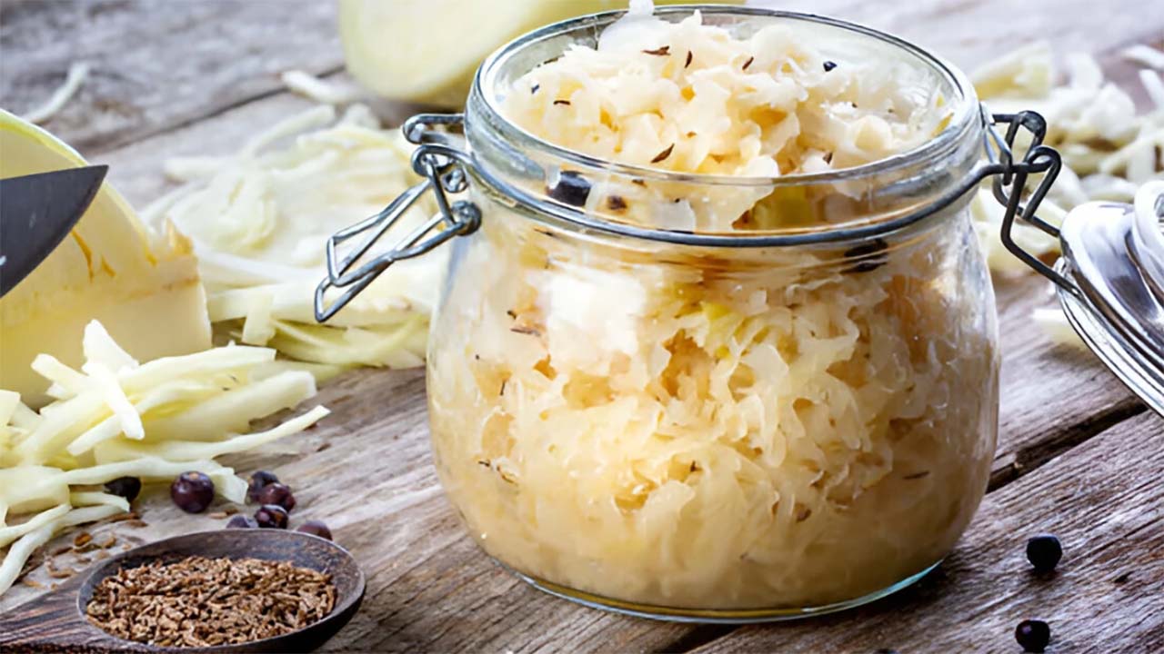 Cobain Resep Sederhana Ini di Rumah, Begini Cara Membuat Sauerkraut