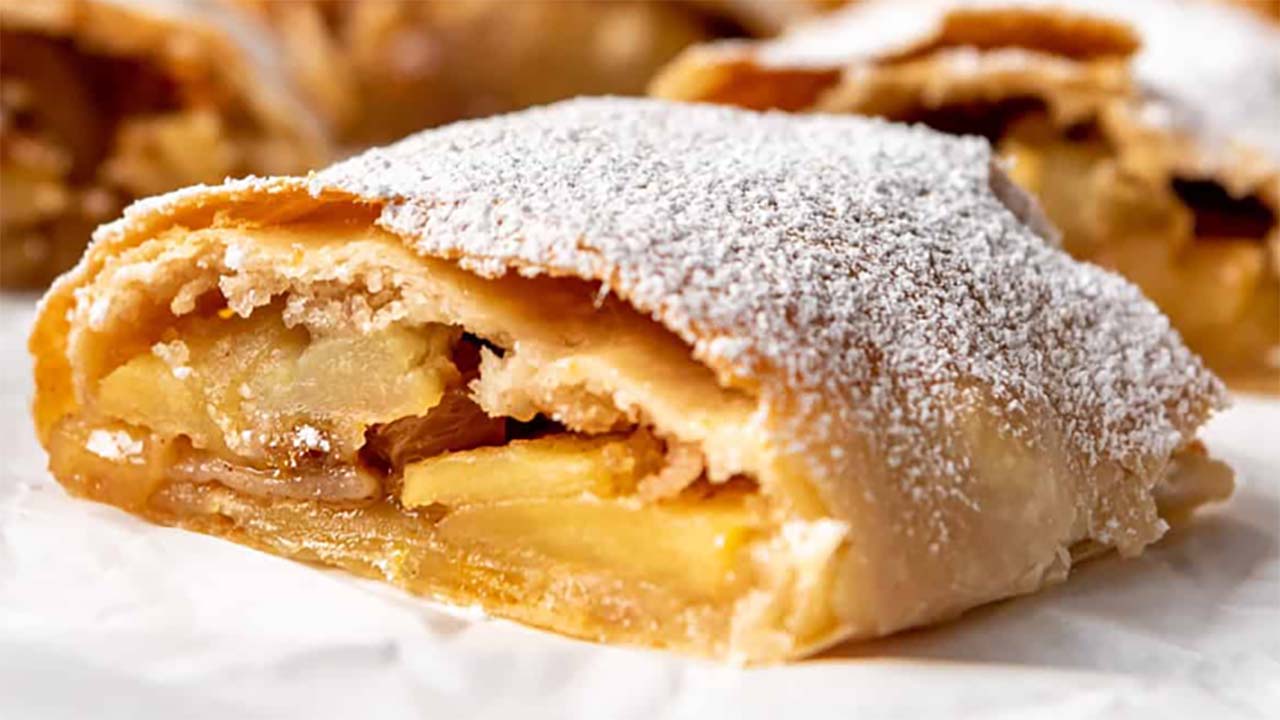 Resep dan Cara Membuat Apfelstrudel yang Sederhana di Rumah