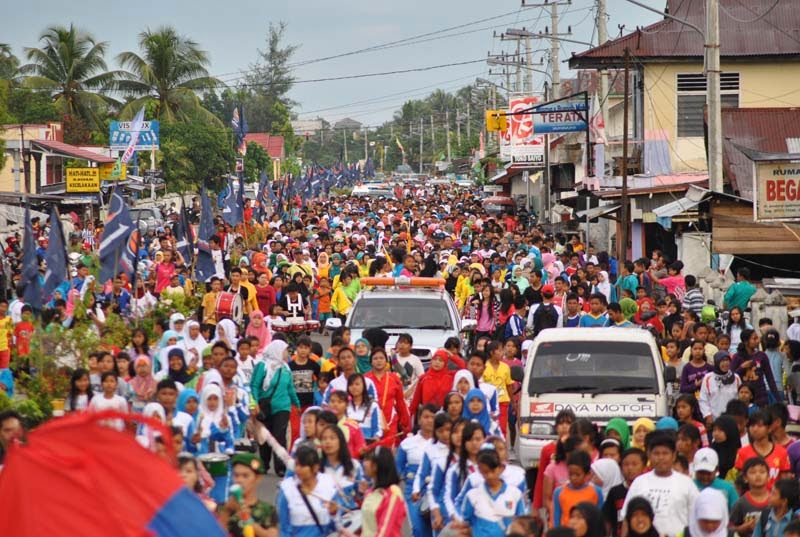 Jalan Santai HUT Kabupaten Spektakuler, Rebut Doorprize Mewah dan Menarik