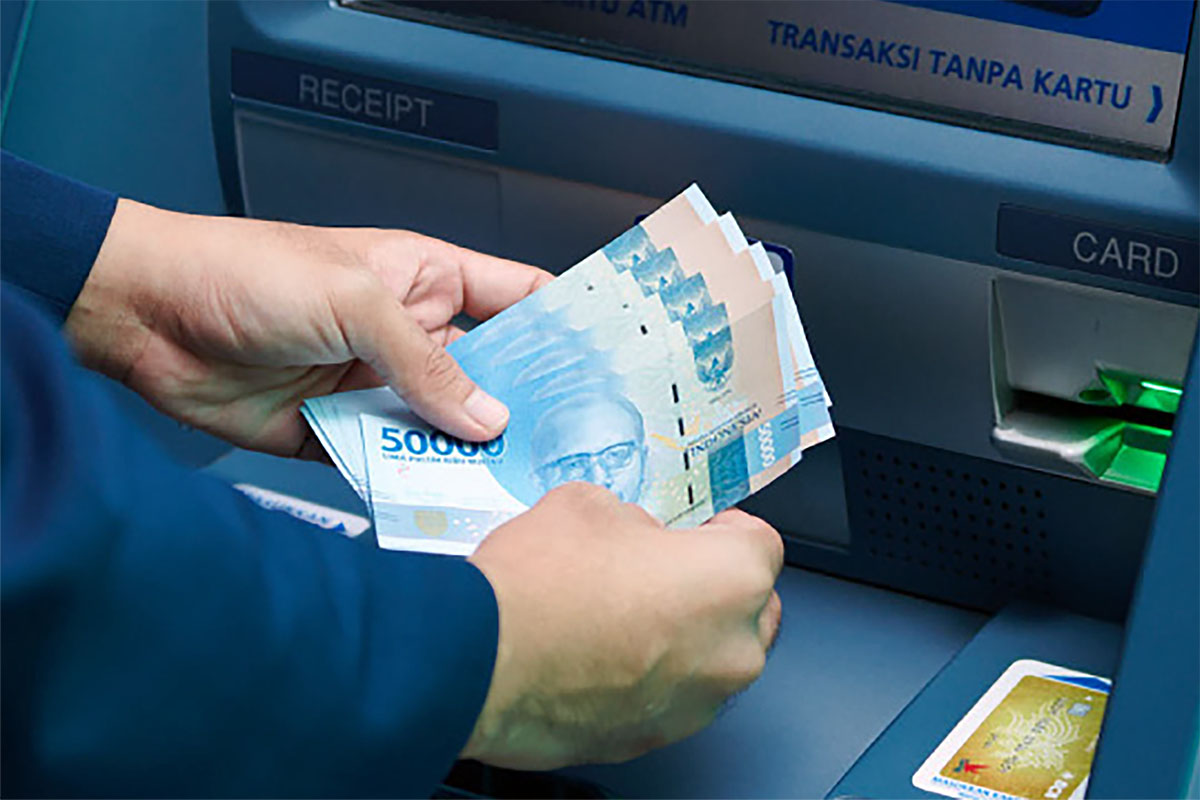 Tarik Uang di ATM Bisa Tanpa Kartu ATM, Berikut Caranya