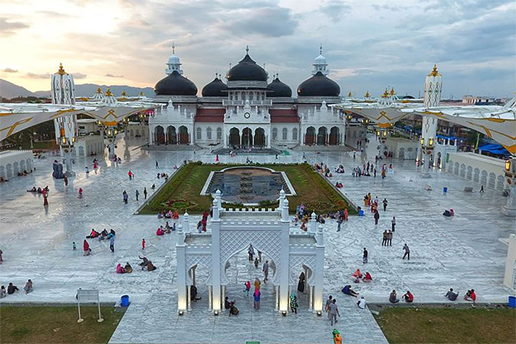 Menilik Kota Banda Aceh, Daerah Ujung Barat Sumatera yang Kaya Akan Destinasi Wisata