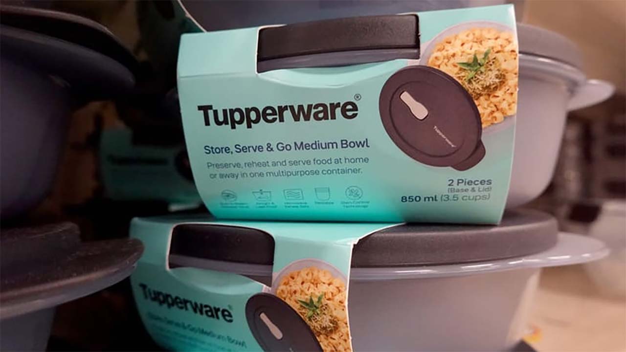 Lama Tidak Terlihat Ternyata Bangkrut, Ini Asal Mula Berdirinya Tupperware