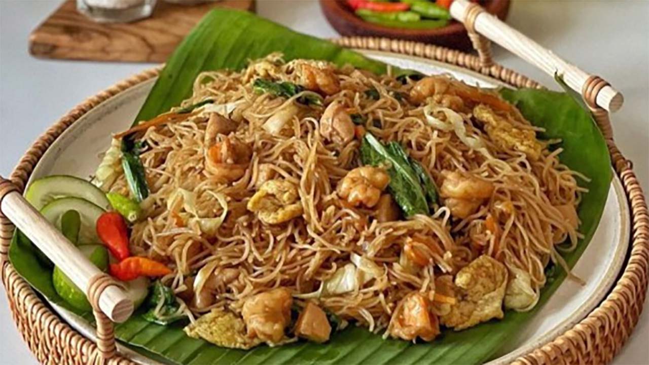 Resep Bihun Tumis Spesial ala Rumahan: Hadirkan Cita Rasa Nostalgia yang Menggugah Selera Keluarga