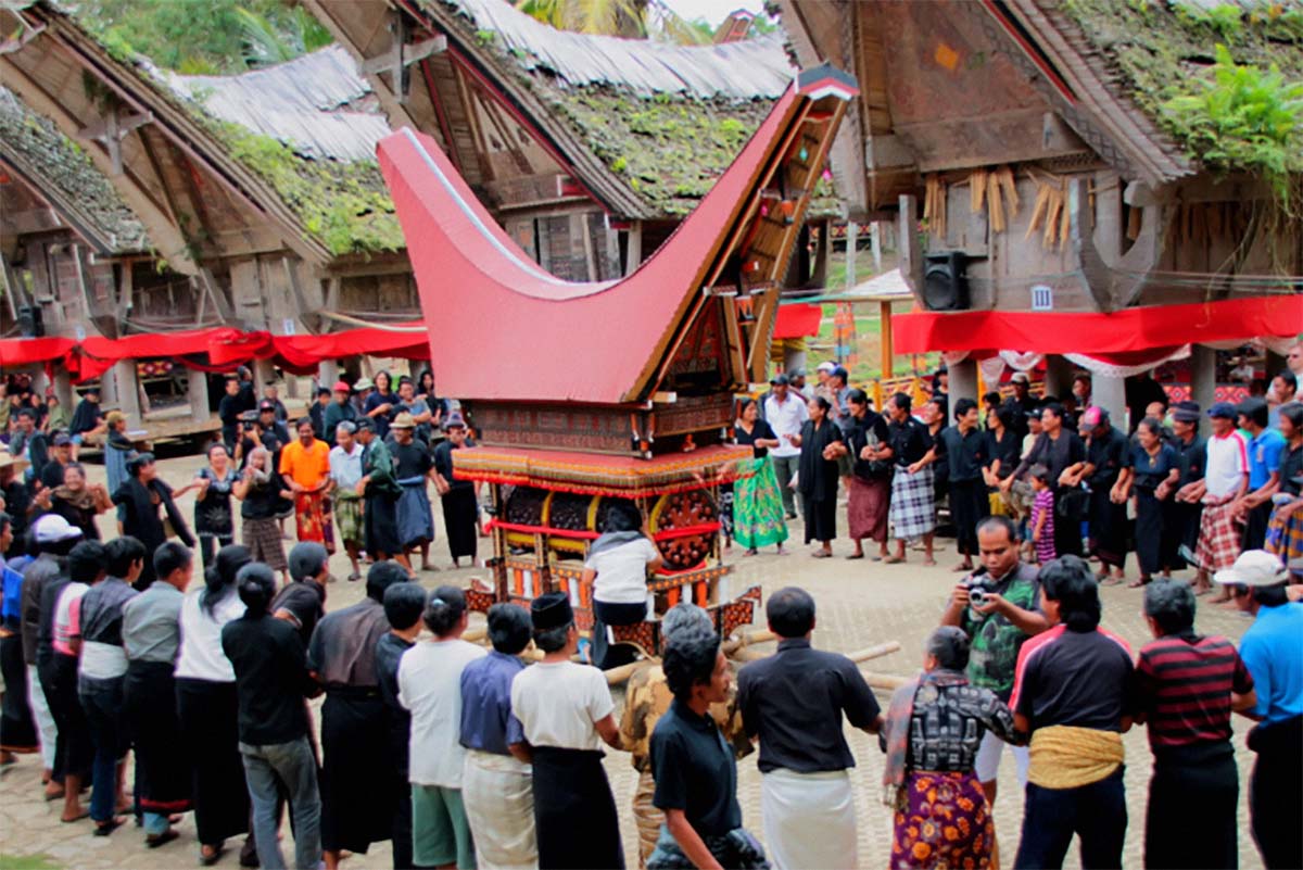 Tradisi Unik Menikahkan Mayat Suku Toraja, Keluarga Mencarikan Pasangan Dengan Alasan Ini 