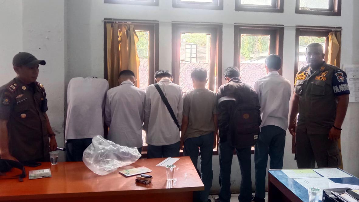 Asyik Keluyuran, Belasan Pelajar Terjaring Razia Satpol PP Mukomuko