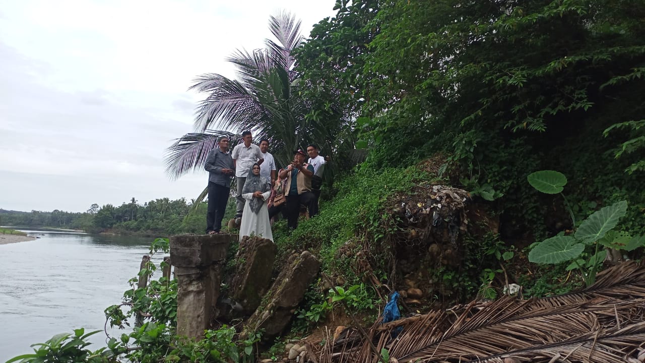 ﻿30 Unit Rumah Warga Di Ujung Tanduk