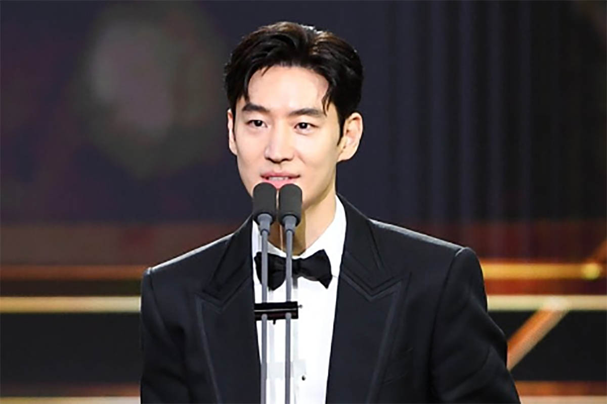 Pidato Lee Je Hoon di SBS Drama Awards 2023 Dikritik, Sebut Dirinya Tidak Menghargai Daesang