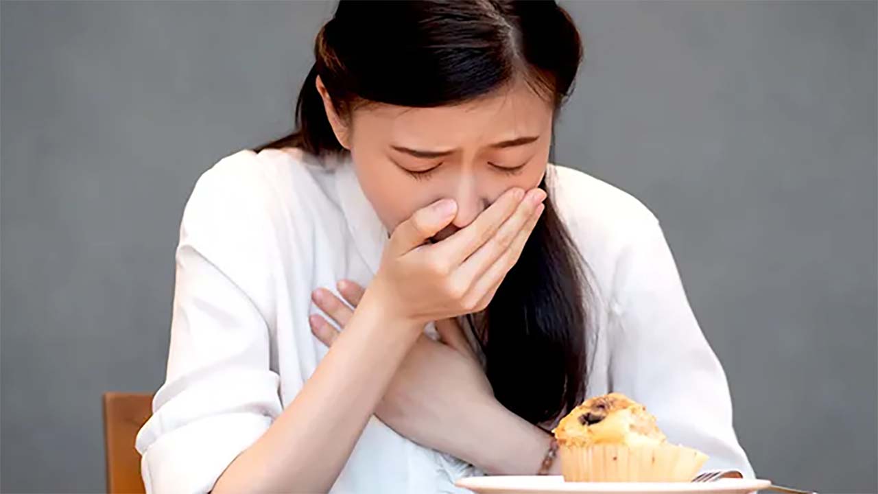 Mengapa Makanan Sehat Bisa Bikin Sakit? 5 Penyebab Utama Keracunan Makanan yang Jarang Disadari