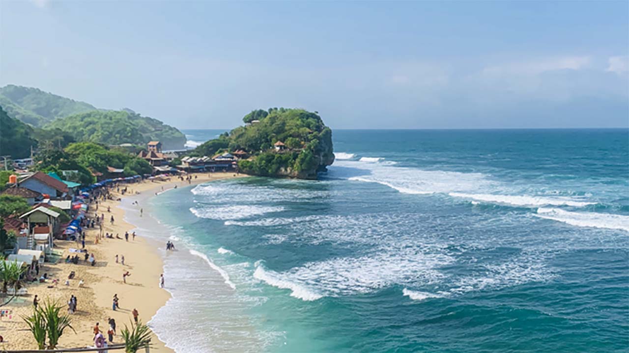 Pantai Indrayanti, Spot Wisata Alam Tersembunyi dengan Pemandangan yang Eksotis nan Memukau