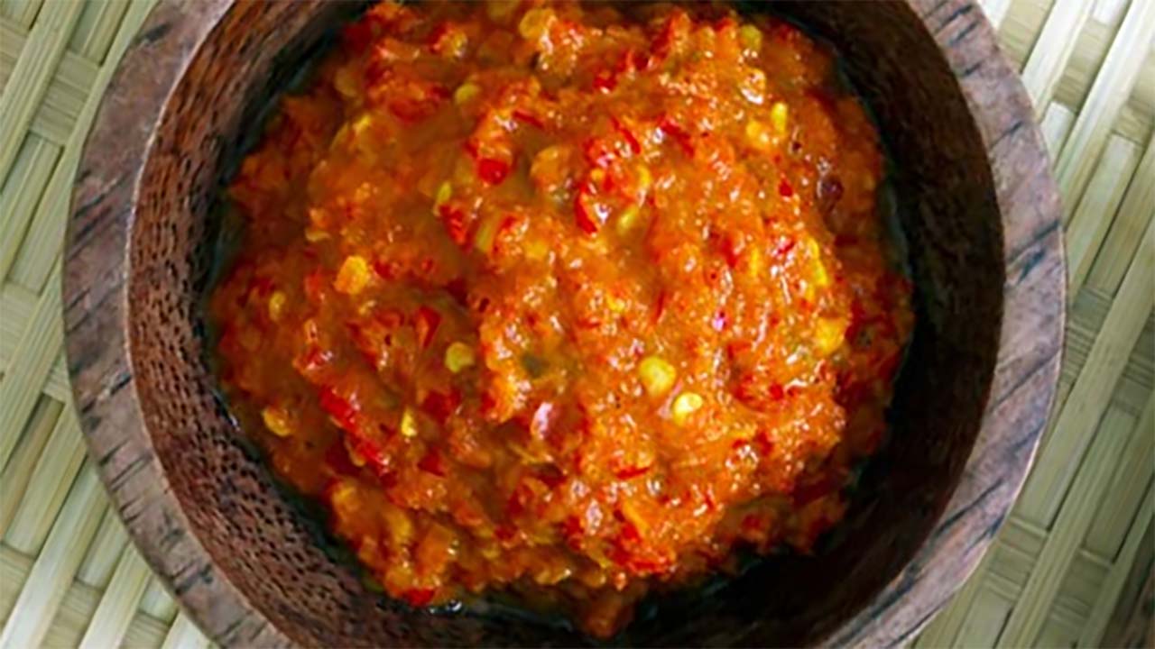 Sederhana Namun Bikin Kangen Keluarga, Begini Cara Membuat Sambal Terong Asam