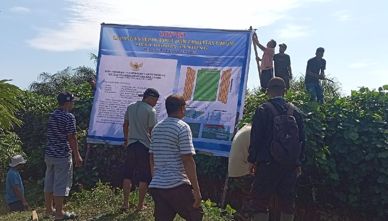 Warga Bunga Tanjung Gelar Aksi Perjuangkan Lahan Fasum dari Perusahaan Sawit PT Agromuko