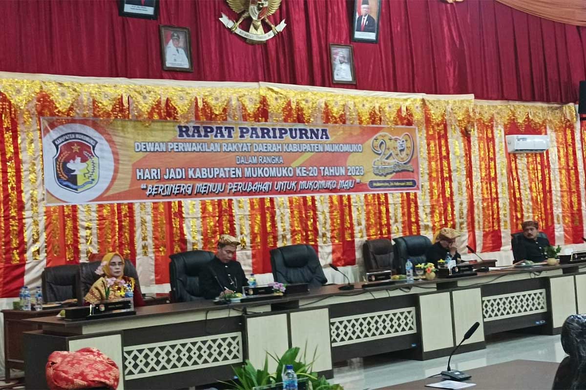 Paripurna HUT Kabupaten Tanpa Pejabat Provinsi