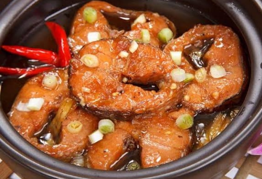 Cá kho tộ, Makanan Khas Vietnam yang Enak dan Mempesona