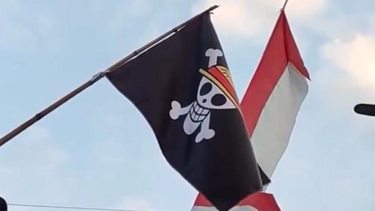 Pengibar Bendera One Piece Bisa Dipida, Bendera Apakah Itu?