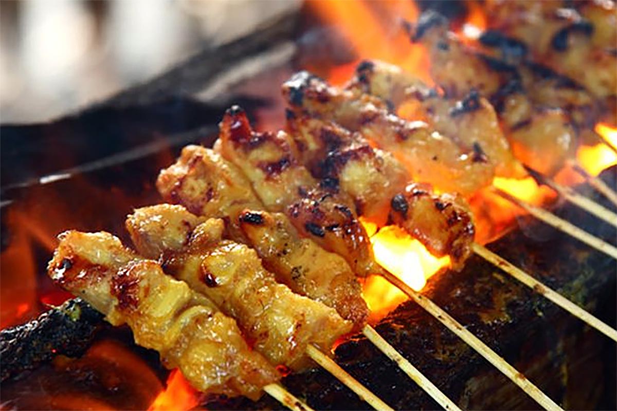 Begini Tips Membuat Sate Ayam yang Enak dan Tidak Amis