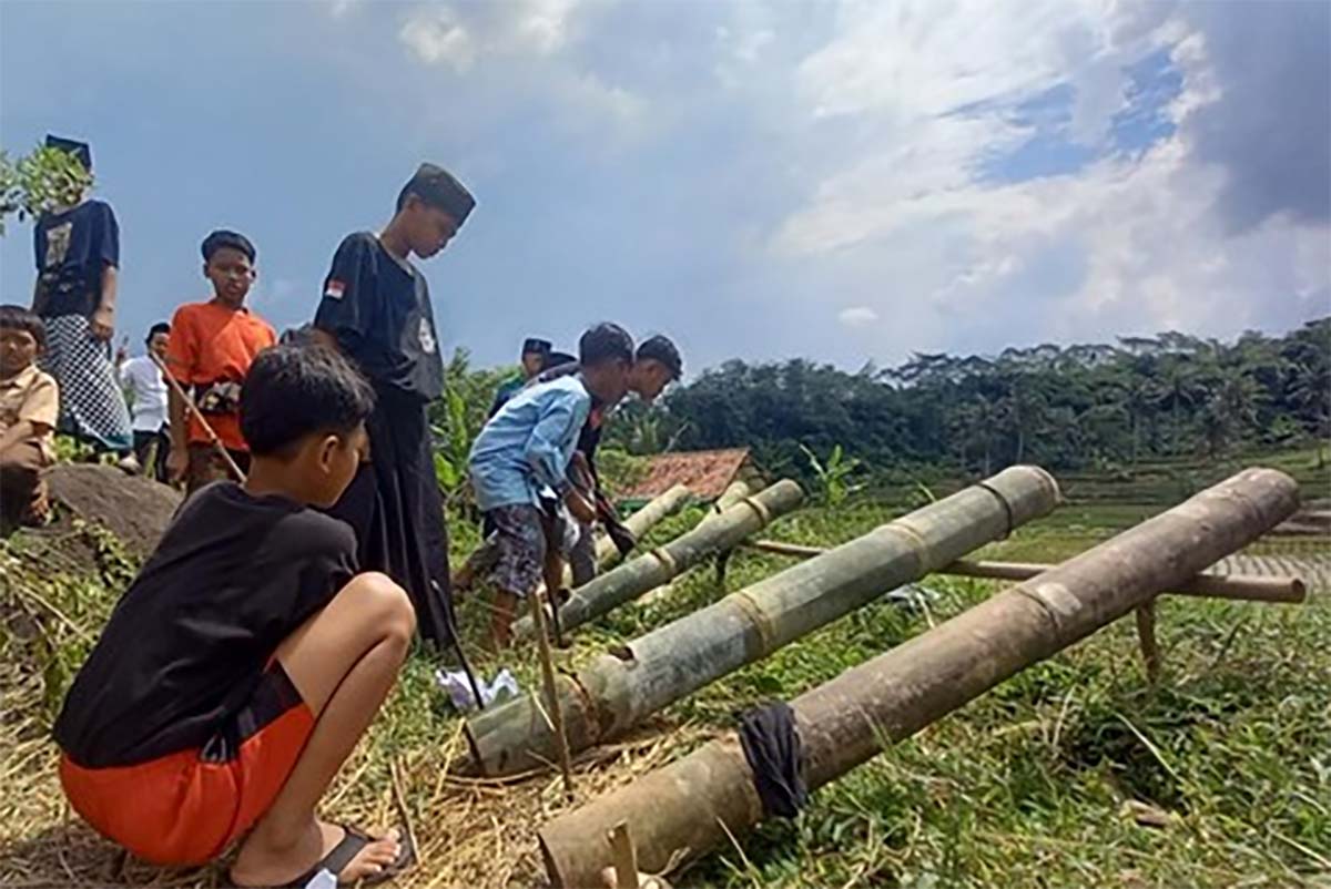 Tradisi Gombongan Di Jawa Barat Mengisi Ngabuburit, Wadah Kegembiraan Anak-Anak Menyambut Berbuka Puasa