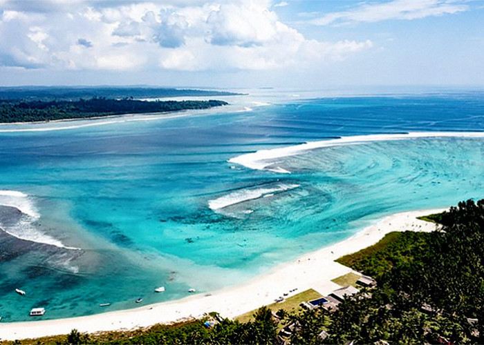 Keindahan Alam Pantai di Kepulauan Mentawai yang Menarik Wisatawan 