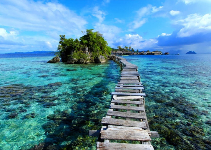 Mutiara Kecil yang Tersembunyi di Sulawesi Utara, Inilah Pesona Alam Pulau Siladen